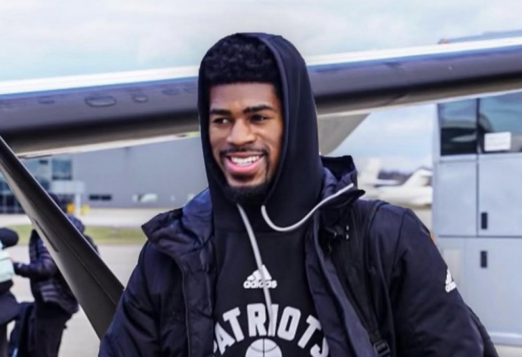 世俱杯下注-媒体人：贝利首秀难言理想 刚来一切都陌生 多打几场才能全面了解