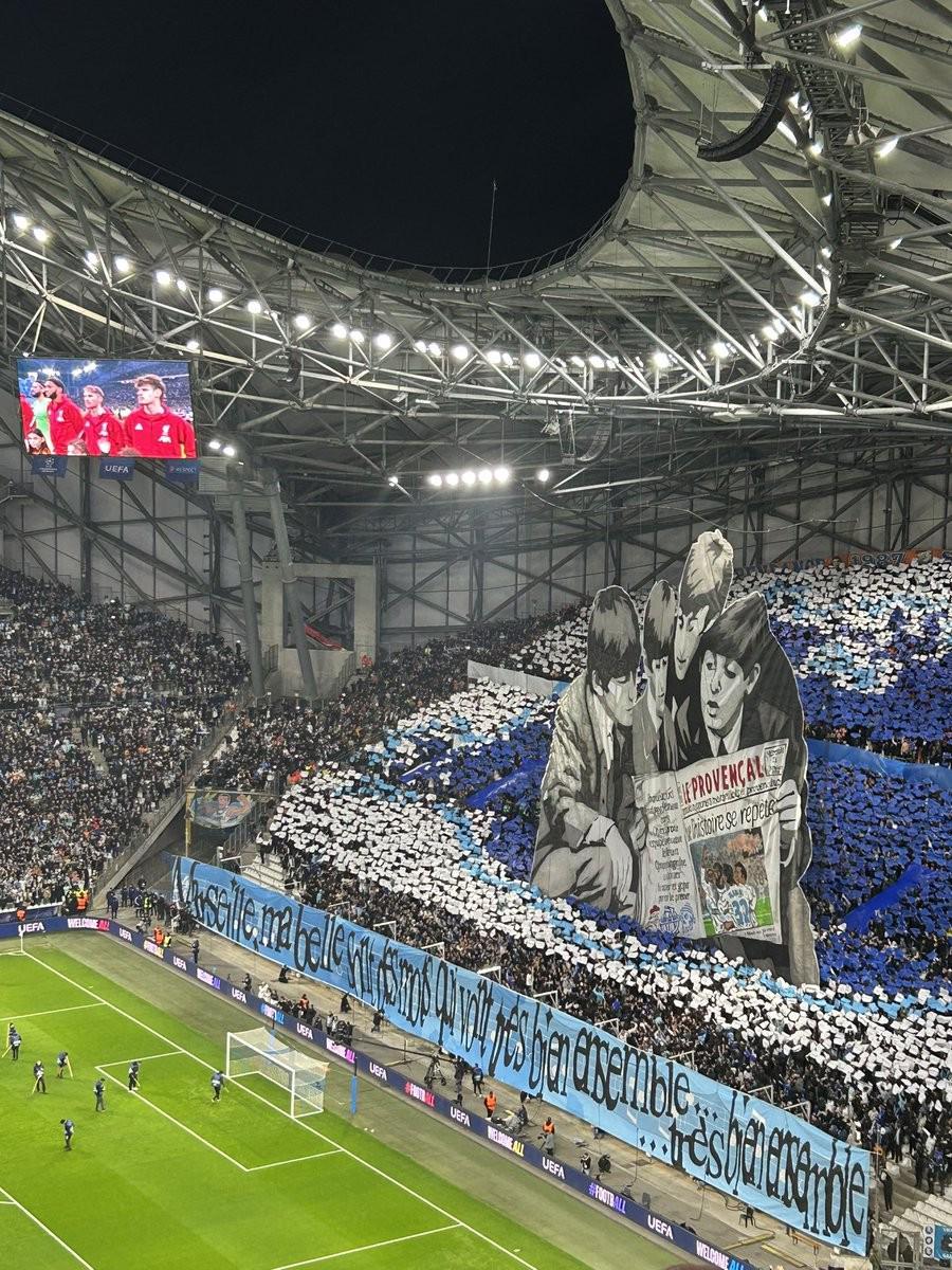 世俱杯下注-友好，对阵利物浦前马赛主场看台打出致敬披头士的TIFO